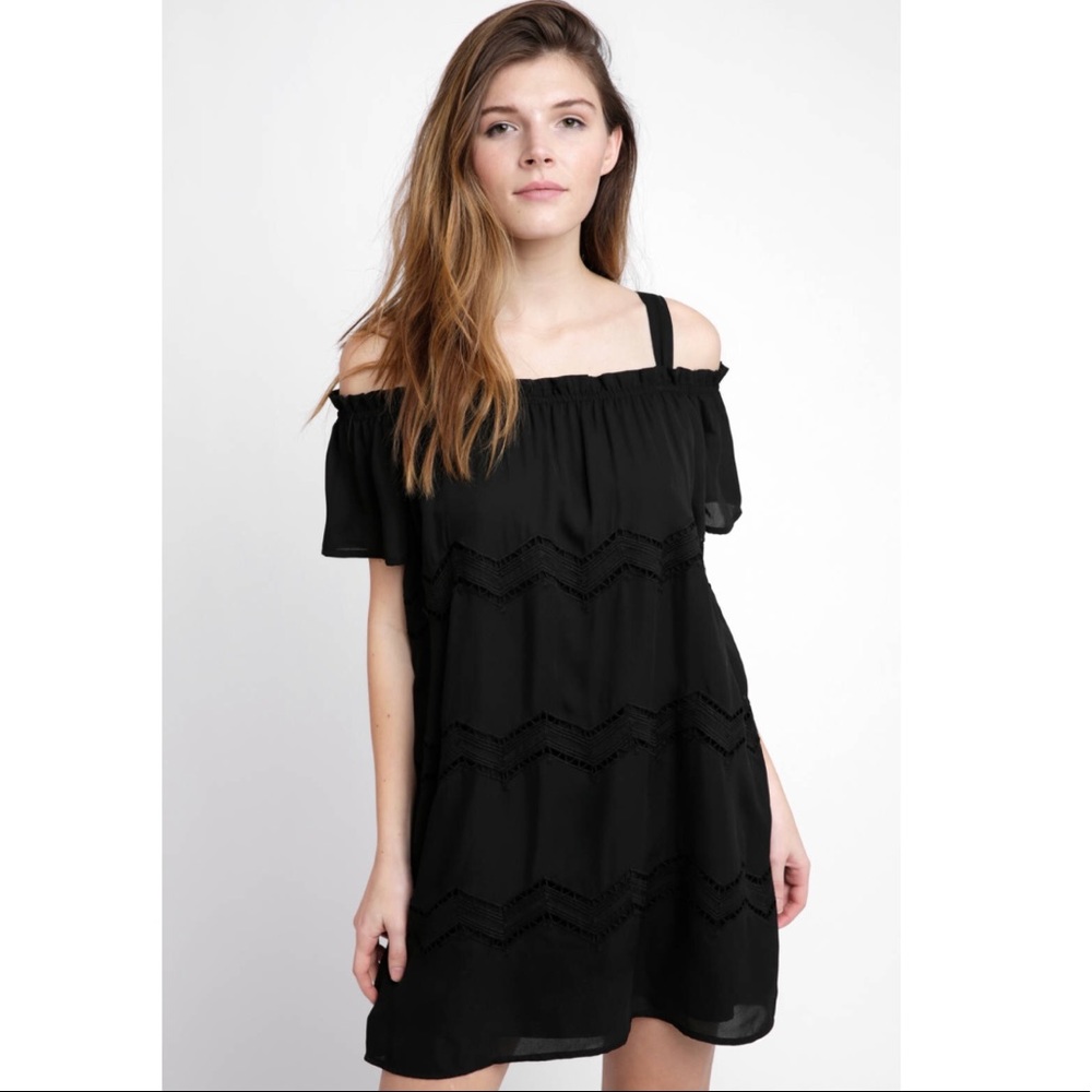 Brand new never worn NWT off the shoulder embroidered swing dress